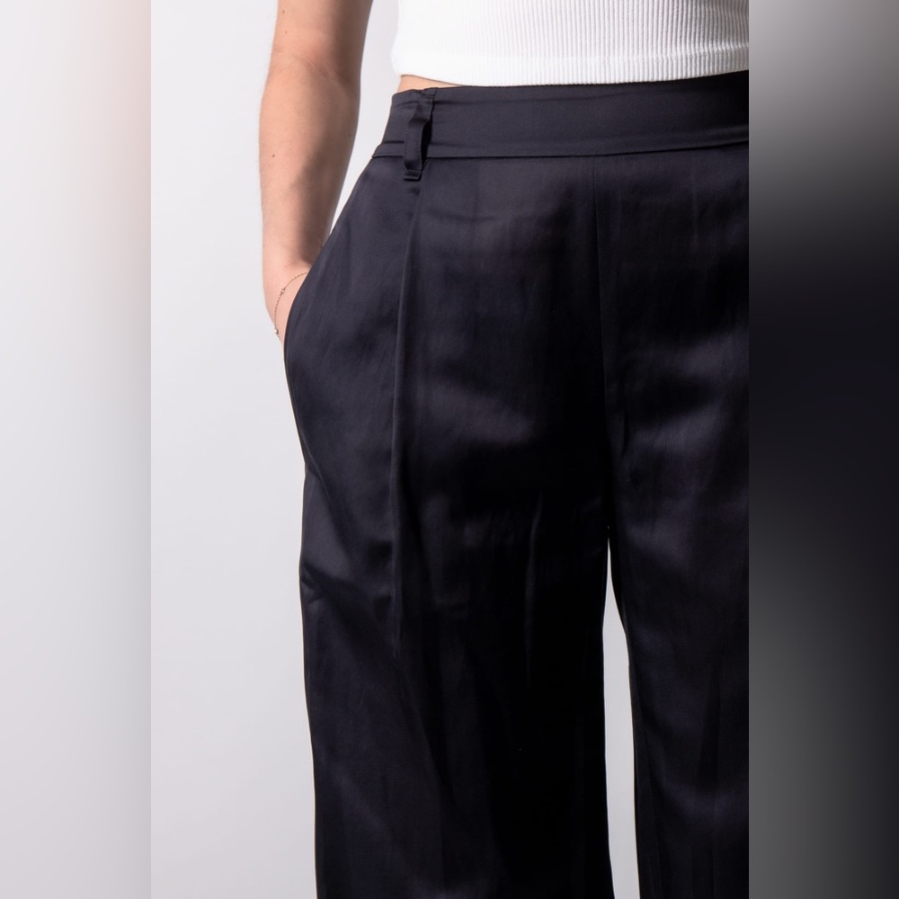 VINCE Silk-Blend High-Waist Pull-On Pants - Picture 5 of 14
